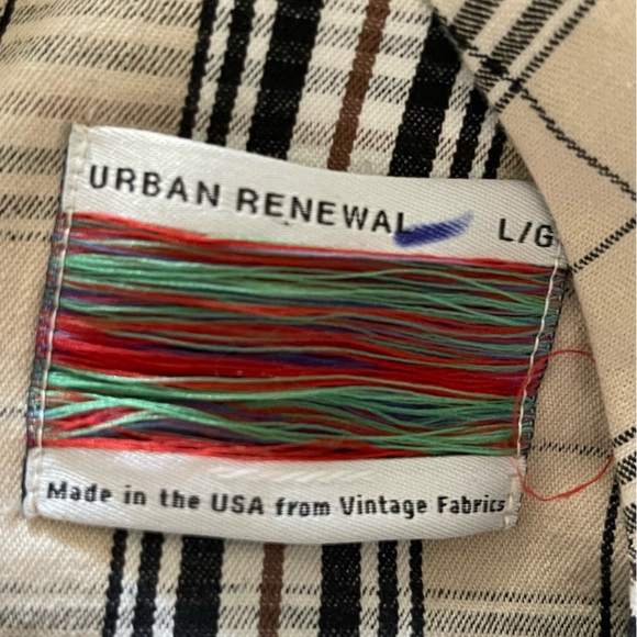 Urban renewal remnants femme plaid crop top - Picture 5 of 6